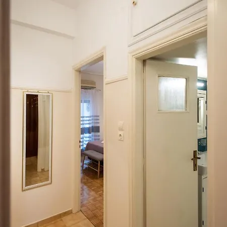Blue Ark Gate To History Apartment